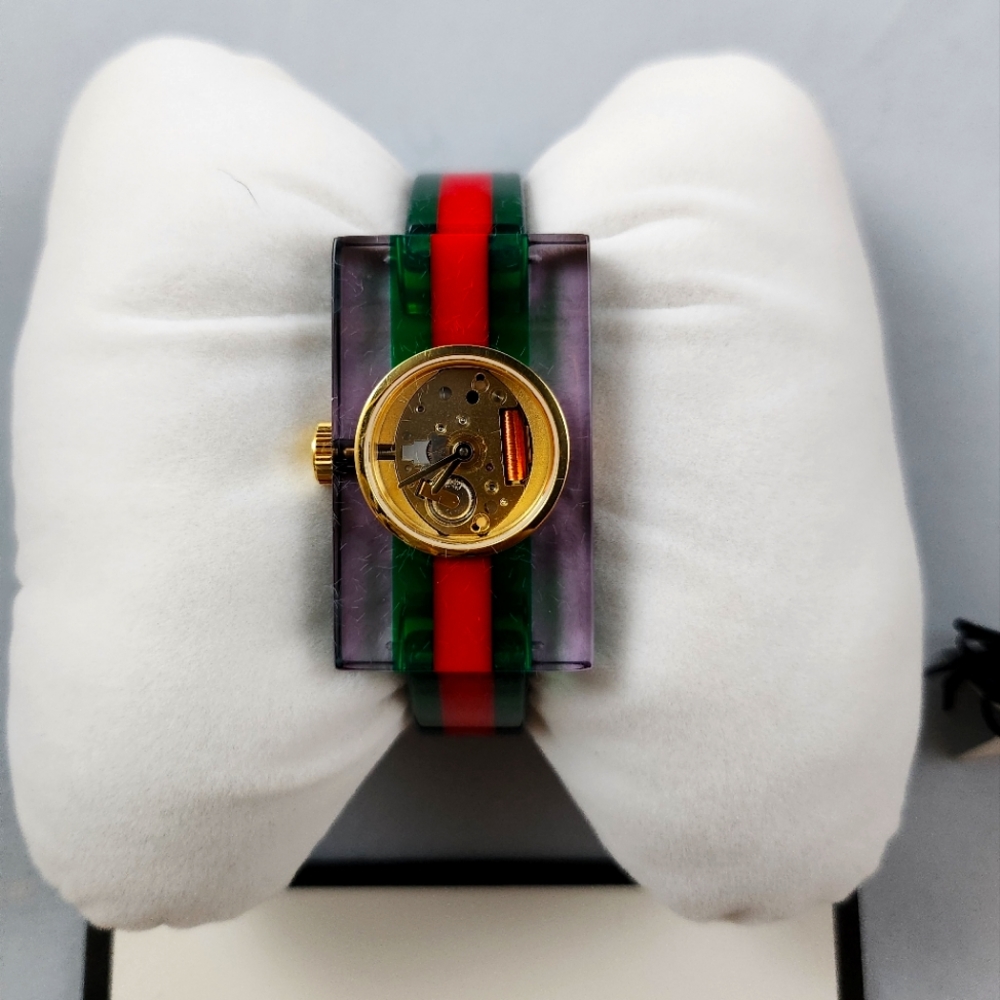 GUCCI watch